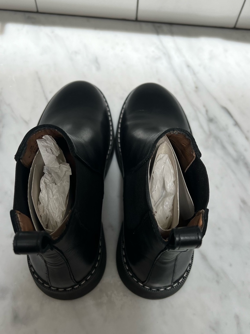 NEW & Other Stories Black Leather Chelsea Boots - Woman’s 6.5 - Picture 3 of 10